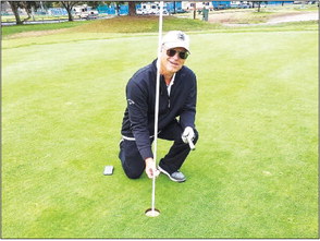 Hillhouse scores a hole-in-one